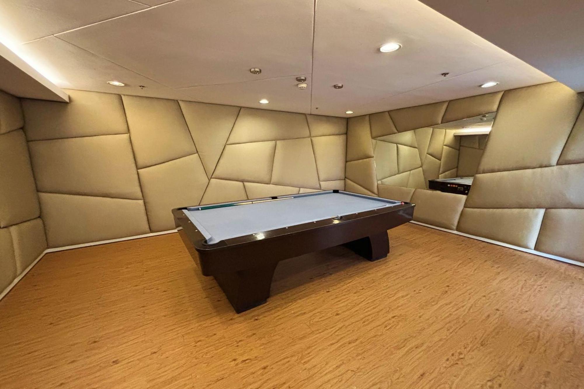 Extremeli Suites Manila Powered By Cocotel Extérieur photo