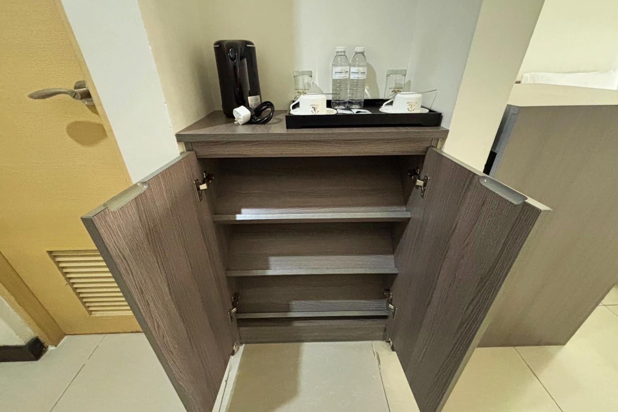 Extremeli Suites Manila Powered By Cocotel Chambre photo