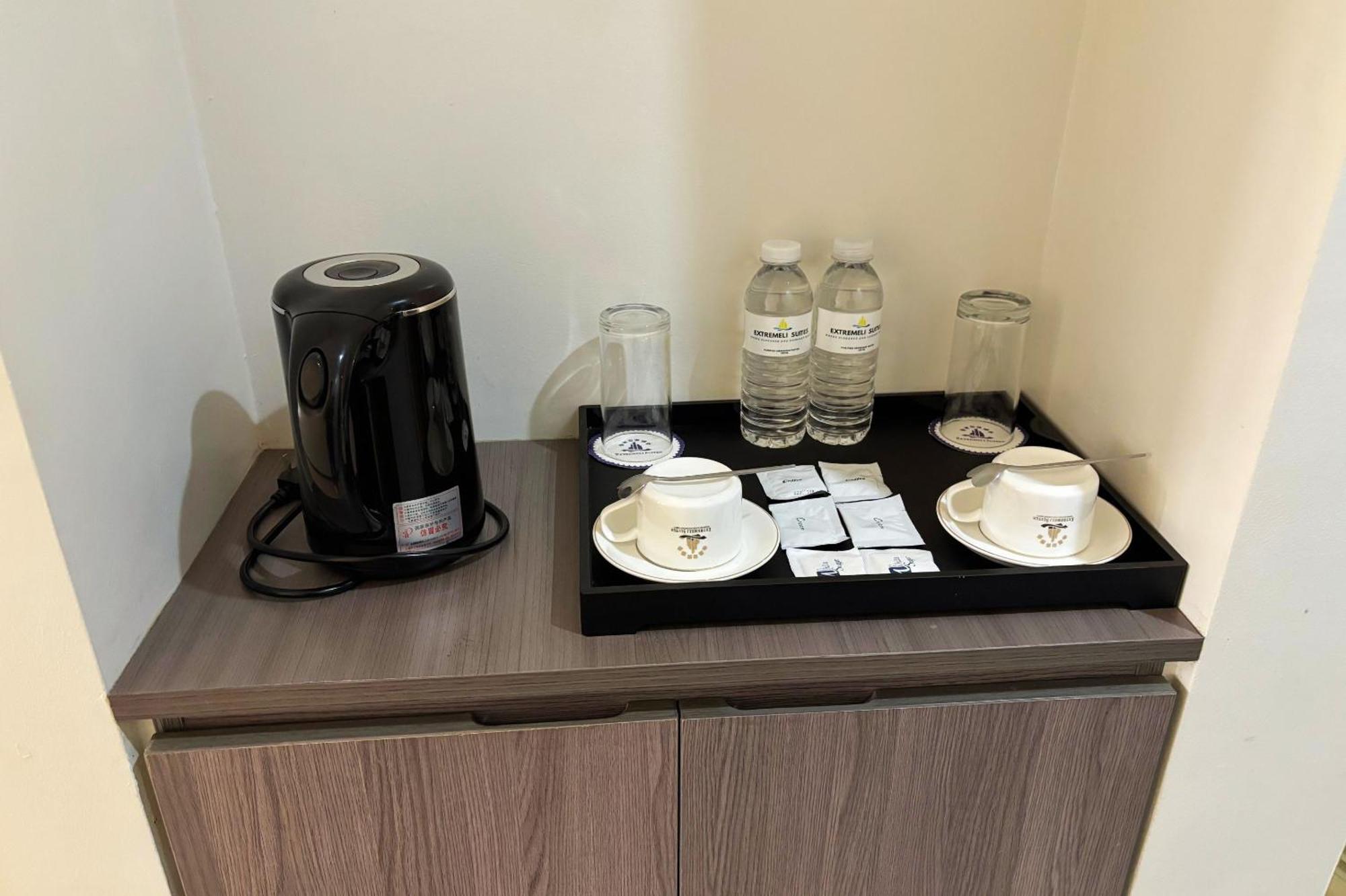 Extremeli Suites Manila Powered By Cocotel Chambre photo